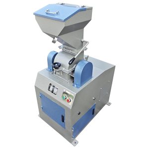 Pecah batu palu tertutup